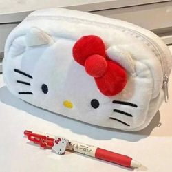 Hello Kitty Makeup Bag