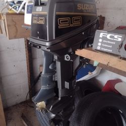 Suzuki 9.9 And Evinrude 6hp