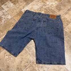 Men’s Levi’s Shorts Size 38W