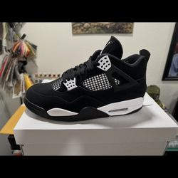 Jordan 4 White Thunder 