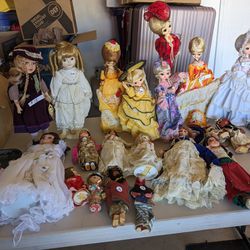 Collectibles Dolls