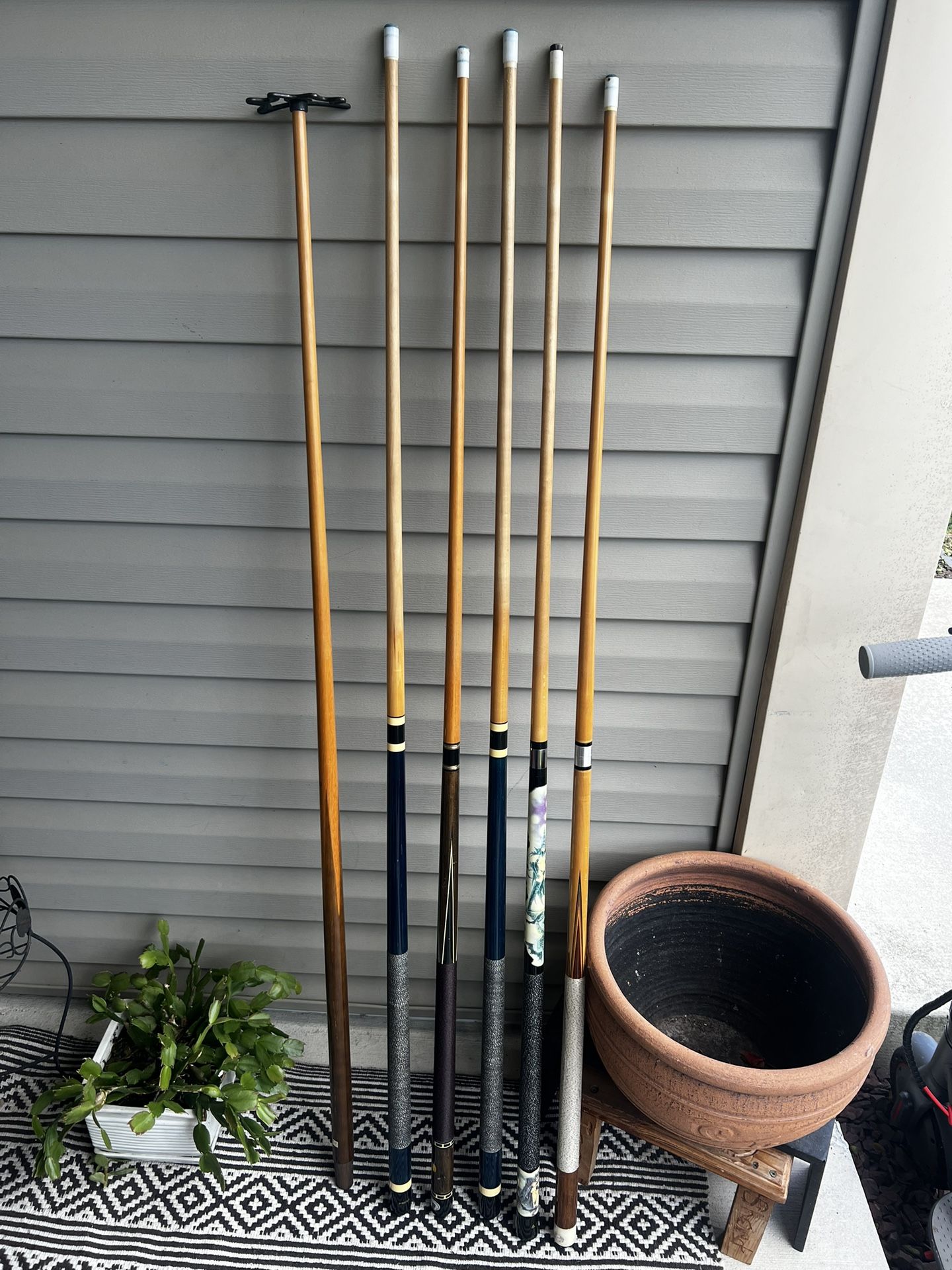 Pool Table Sticks
