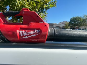 Milwaukee blower