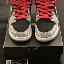 Jordan 1 Mid SE (GS) 