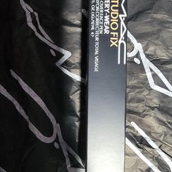 Studio Fix Every-Wear All-Over Face Pen NC30