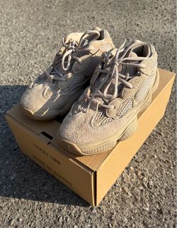 Adidas Yeezy 500 Earth Tone Size 7 Men’s Nike Shoes