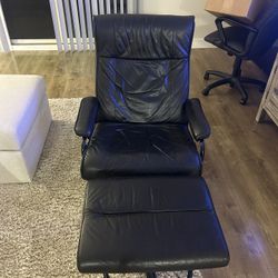 Black Leather Reclining Chair w/ Ottoman