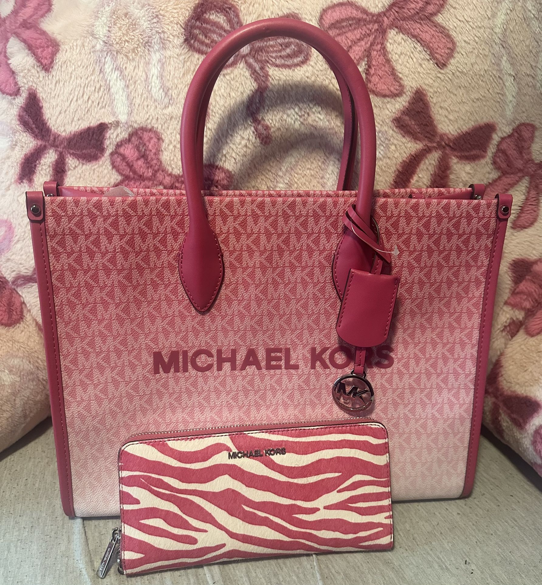 Michael Kors purse And Wallet
