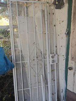 Outdoor security screen door