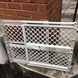 Child/Pet Safety Gate
