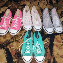 Size 6 Junior Converse 