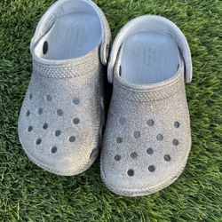 Crocs Classic Glitter Clogs toddler size 9C