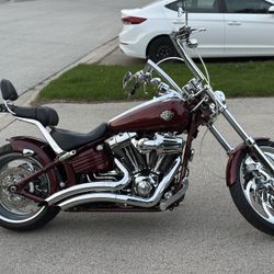 Harley Davidson Rocker C FXCWC All Chrome Low Miles