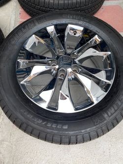 Original Honda Crv chrome rims & tires