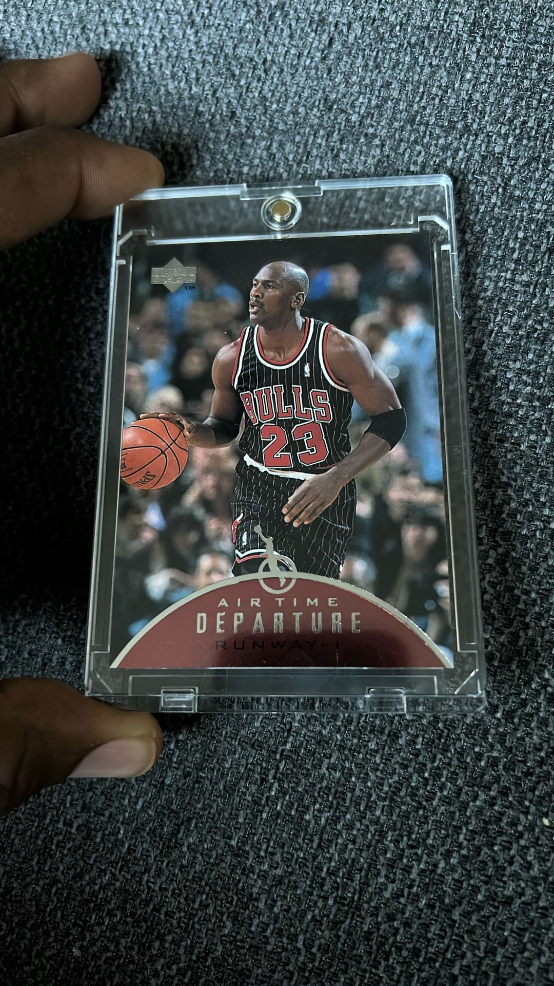 Michael Jordan Airtime, Departure And Arrival