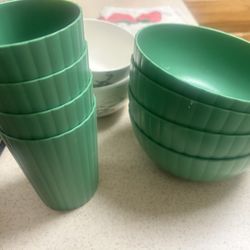 Dishes 