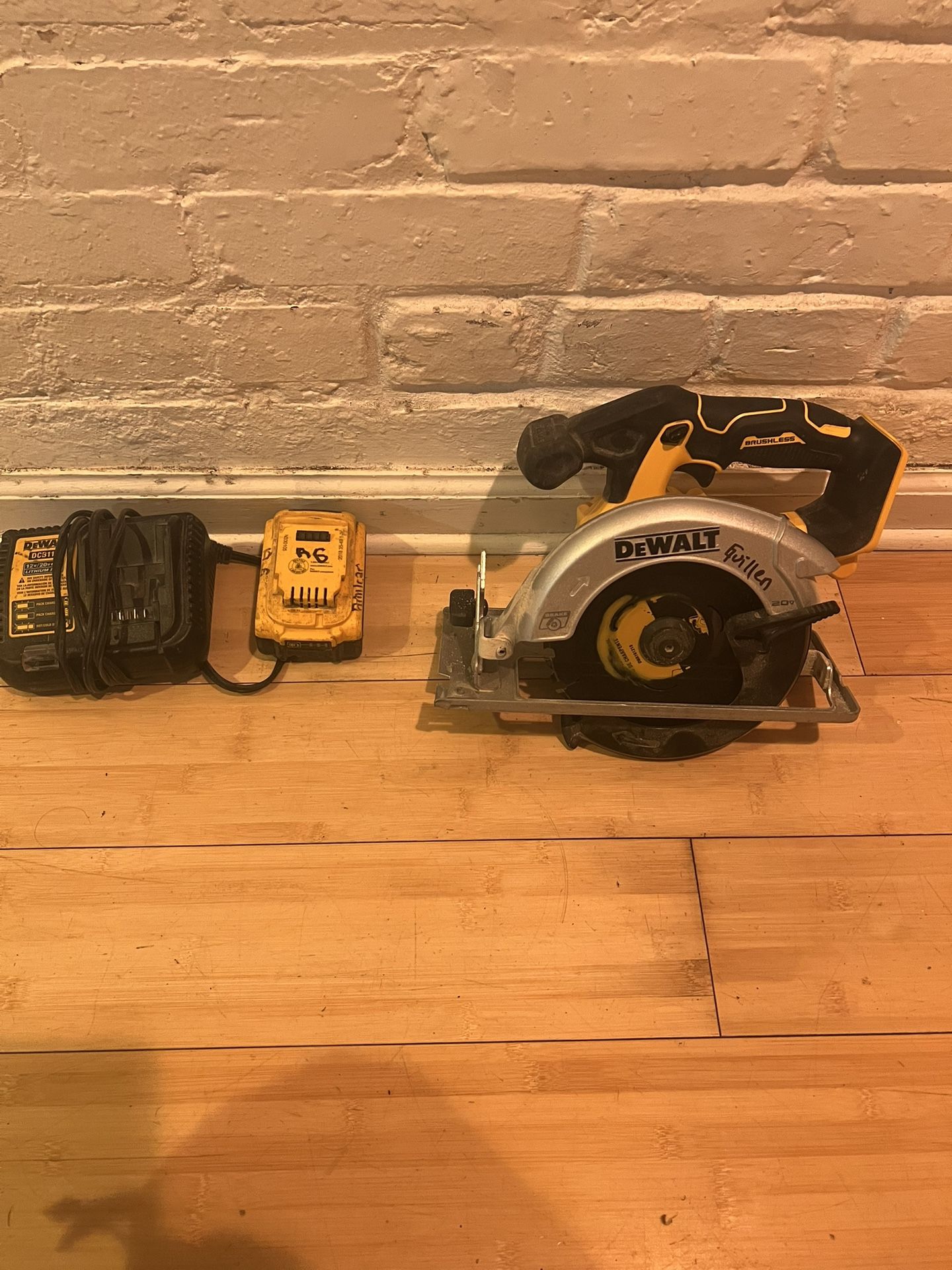 Dewalt Circular Saw