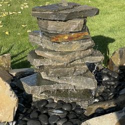24” Custom Stacked Ledge Stone Water Feature in Cowboy Coffee 