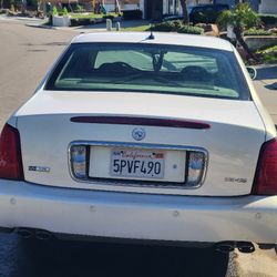 05 Cadillac Deville DHS ... NEEDS A NEW HOME