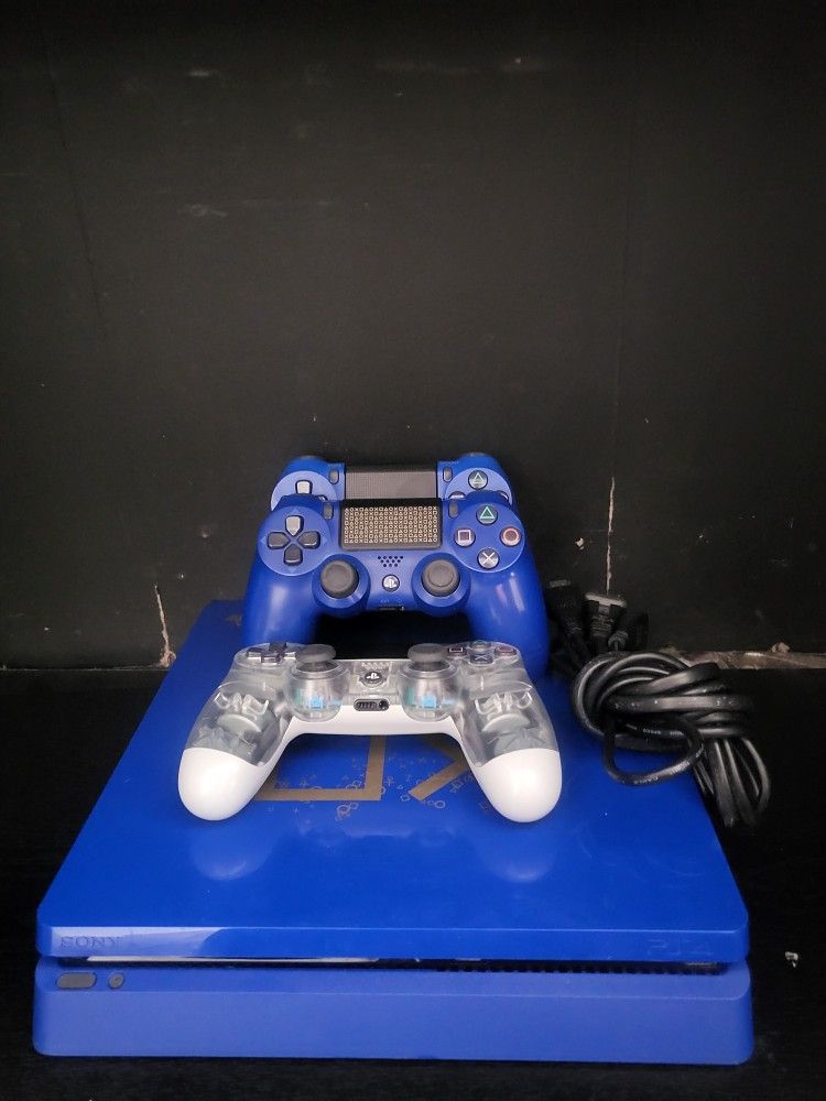 Sony PlayStation 4 Slim 1TB - Days of Play Blue Limited Edition/3 Controllers