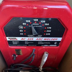 AC 225 ARC WELDER