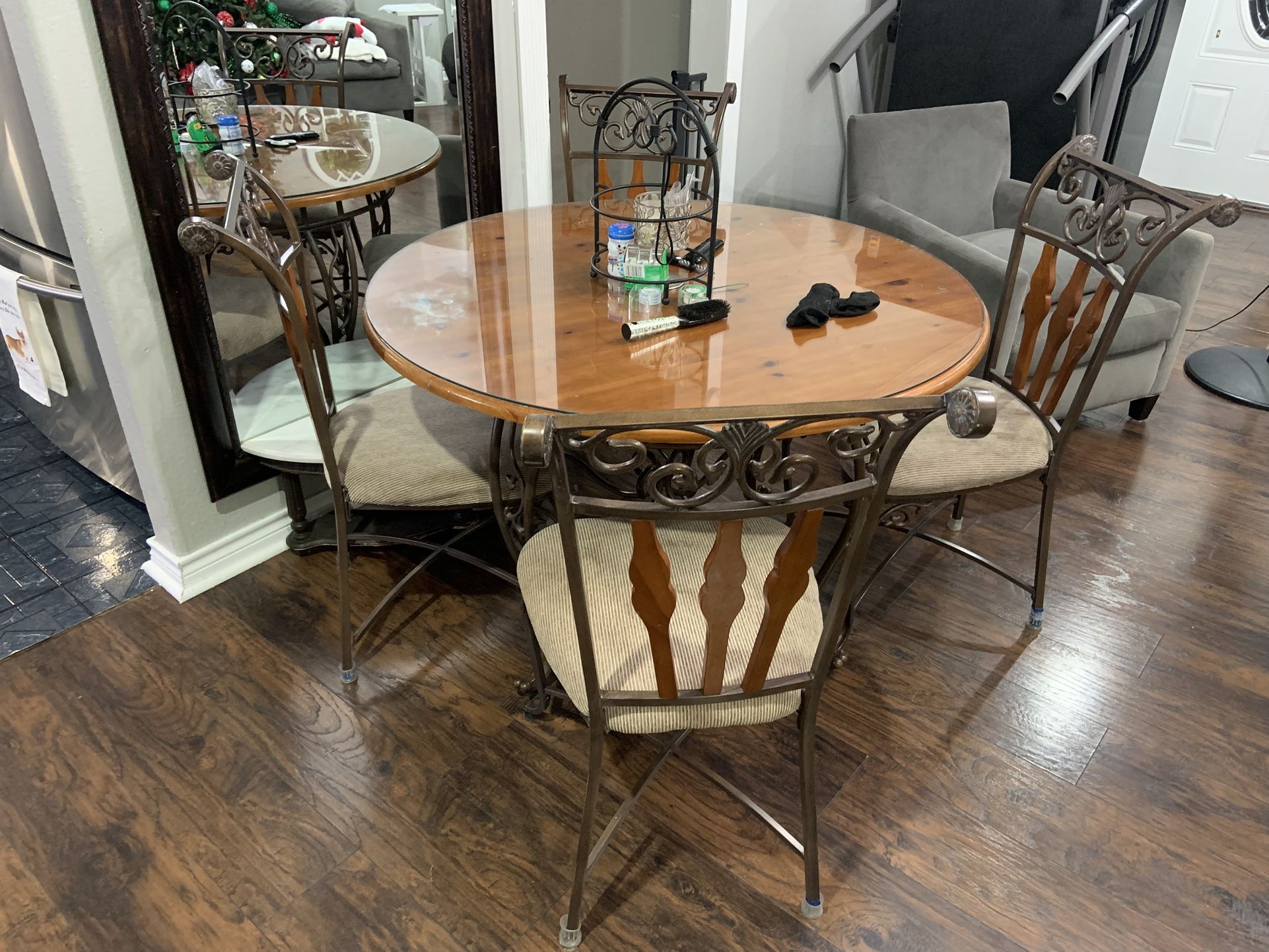 Used table… Good Condition