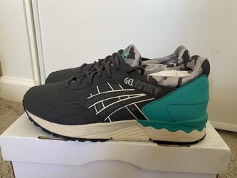 Gel Lyte V size 9 Sample