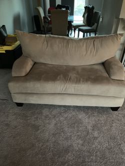 Love seat