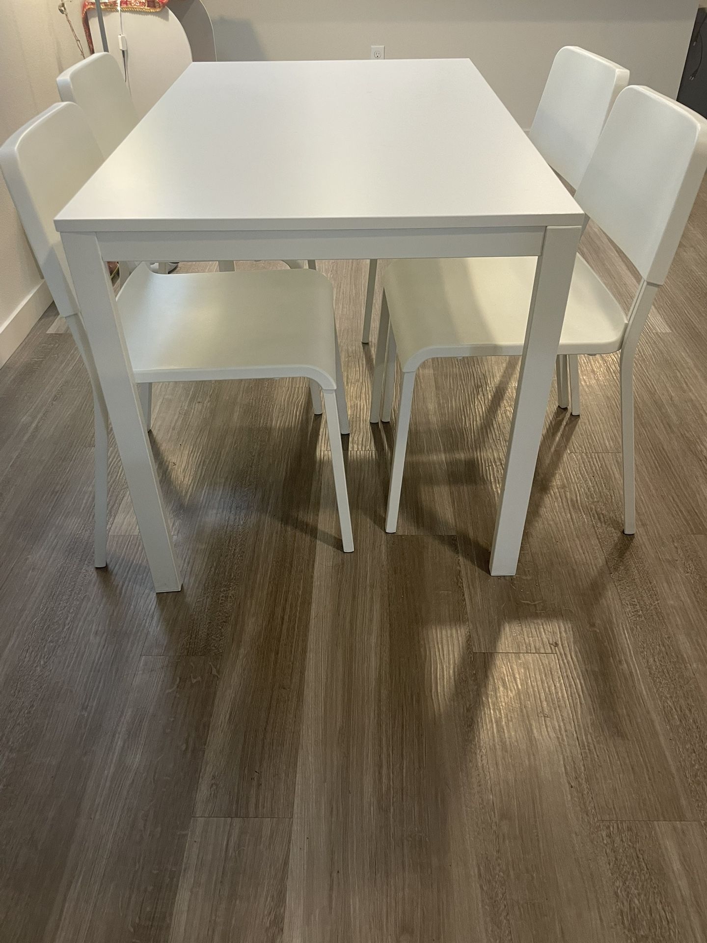 IKEA Dining Table Expandable With 4 Chairs .