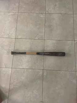 Louisville Slugger Legacy Series 5 M9 C271 Maple Bat 31”