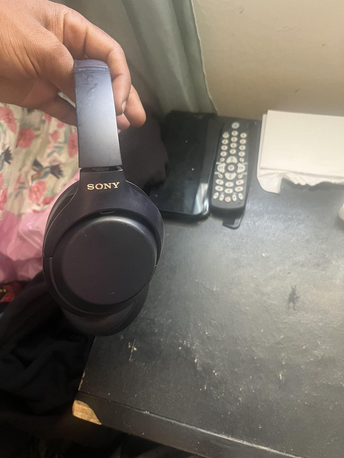 Sony WH-1000XM4 Wireless Premium Noise Canceling Overhead Headphones with Mic for Phone-Call and Alexa Voice Control, Black WH1000XM4