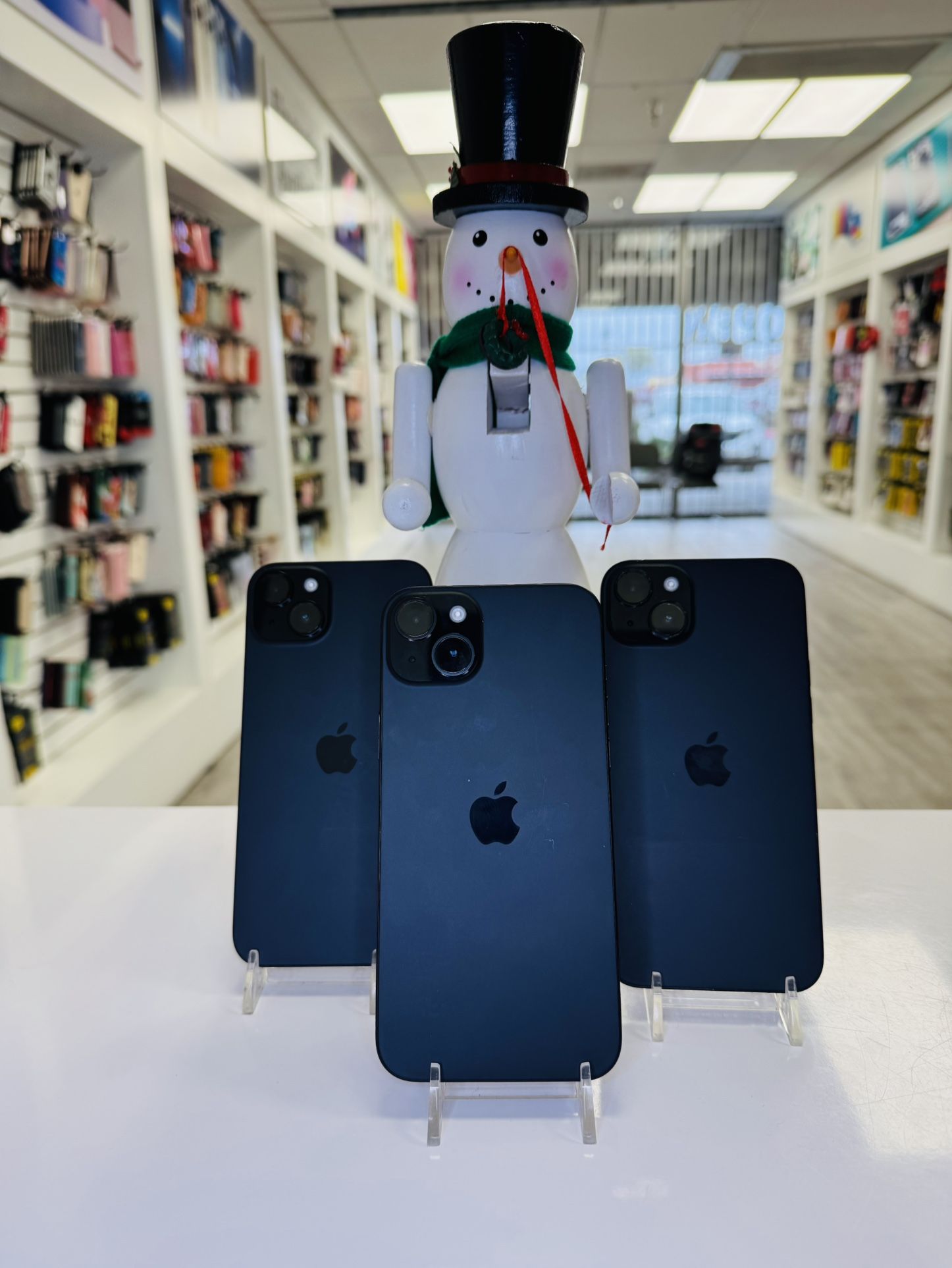 iPhone 15 Plus T-Mobile Metro Pcs $550