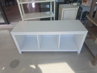 Bench cube storage