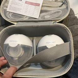 Momcozy M5 Hands-Free Wearable Breast Pump, Double-Sealed Flange for Baby-Like Comfort, 3 Modes & 9 Suction Levels, Portable Electric Pump – 24mm, 2-P