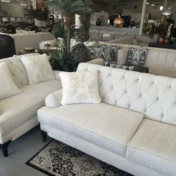 BRAND NEW 👍 Sofas Sectionals Couches Available And In STOCK!!!