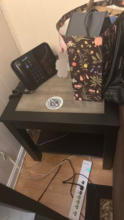 Coffee table with 2 end tables