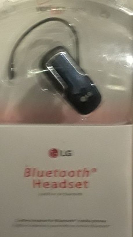 LG Universal Cordless Bluetooth Headset For Mobile Phone  - HBM-760Z  - Brand New 