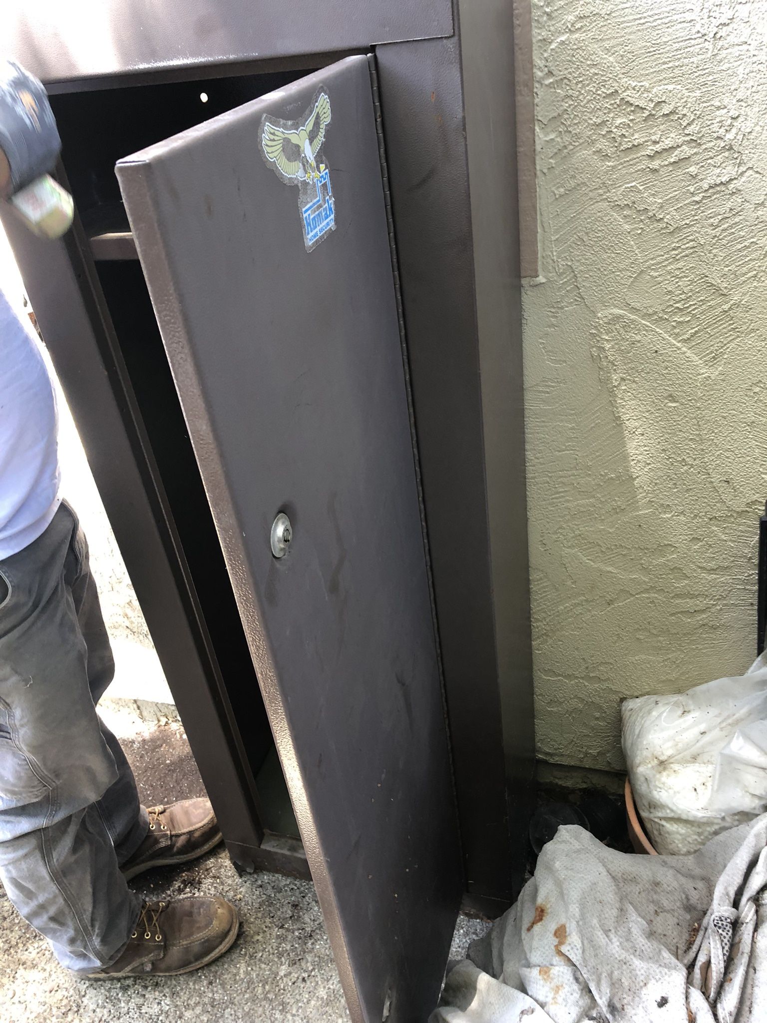 Gun Safe locker Homak Gun Cabinet