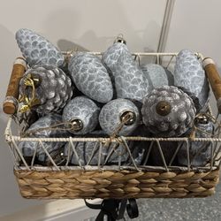 Silver Ornament 30 Pieces