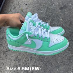 Nike Dunk Low 