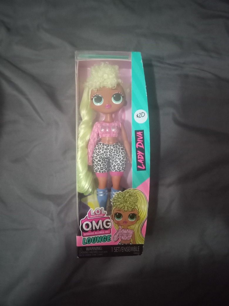 LOL OMG SURPRISE DOLL