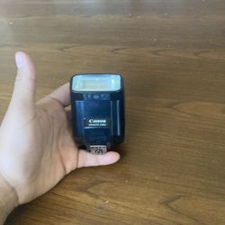 Cannon Flash Light Adapter