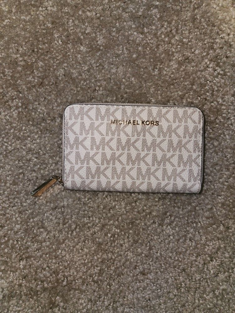 MICHAEL KORS Jet Set Vanilla Acorn Leather Small Zip Around Card Case Wallet