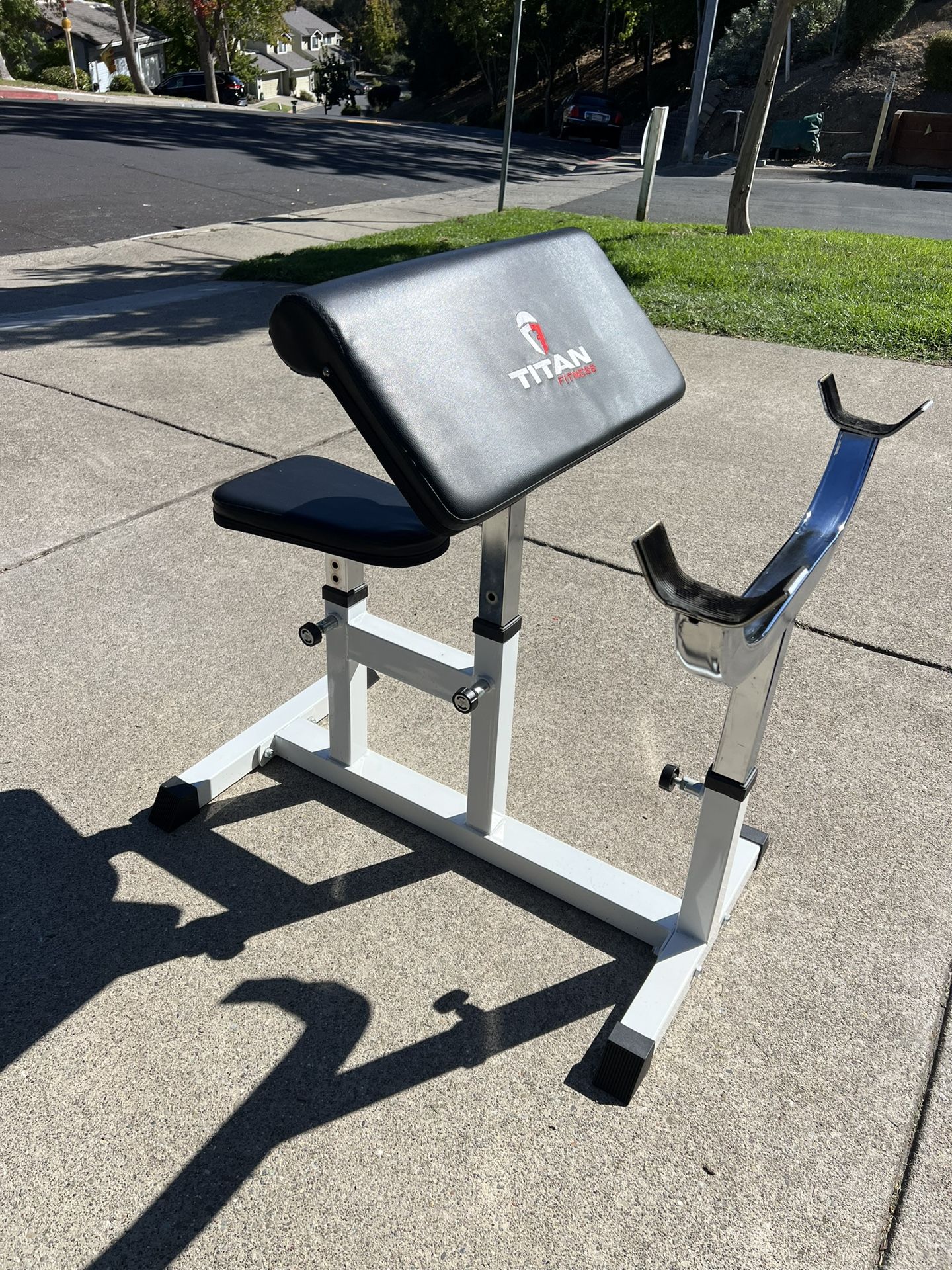 Preacher Curl Rack