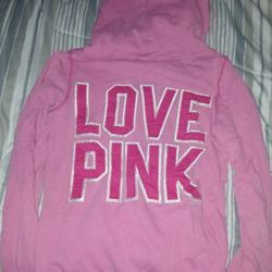 Vs Sweater Size Medium 