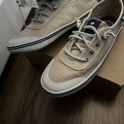 Gently Used Sperry Shoes