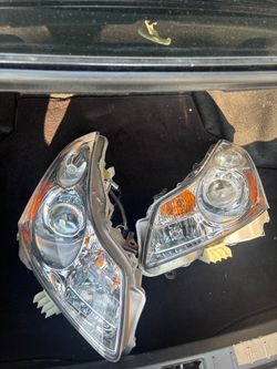 G35 sedan headlights