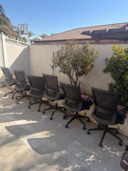 Office chairs ergonomic in great shape (6)