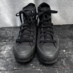 Womens Converse Chuck Taylor All Star Lugged High-Top Sneaker - Black
