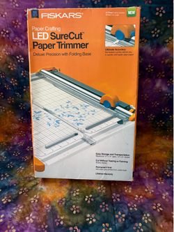 Paper cutter